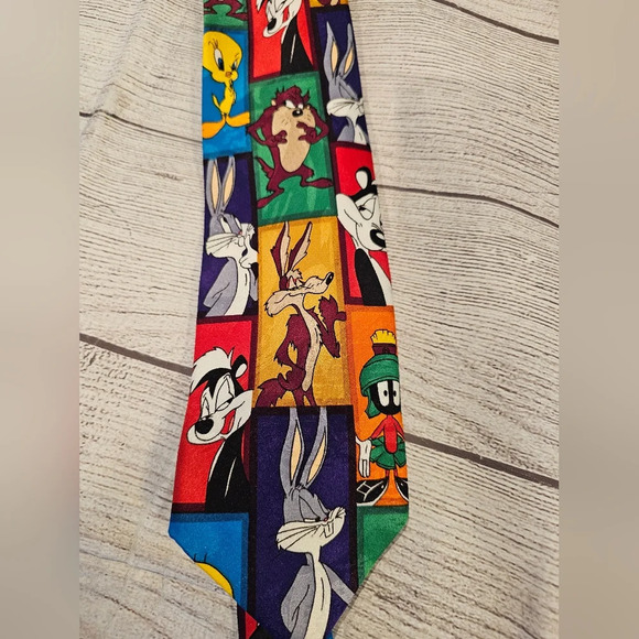 Vintage Looney Tunes Neck Tie Characters Bugs, Taz, Tweety, Road Runner, Daffy - Picture 2 of 5